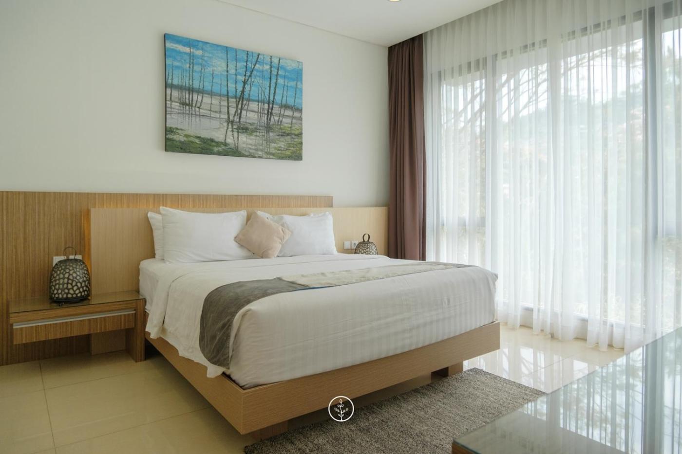 בנדונג Hikari Hill View Villa 7 Bedrooms With A Private Swimming Pool And Billiard מראה חיצוני תמונה